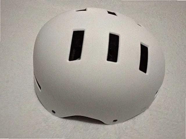 Retrospec CM-1 Classic Commuter Bike/Skate/Multi-Sport Helmet 10 Vents White MED