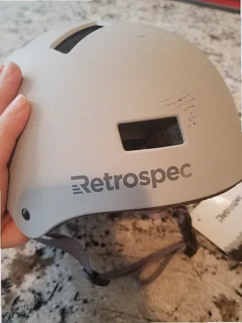 Retrospec cm-2 Classic Commuter Bike, Skate Helmet Small NWT small scuffs